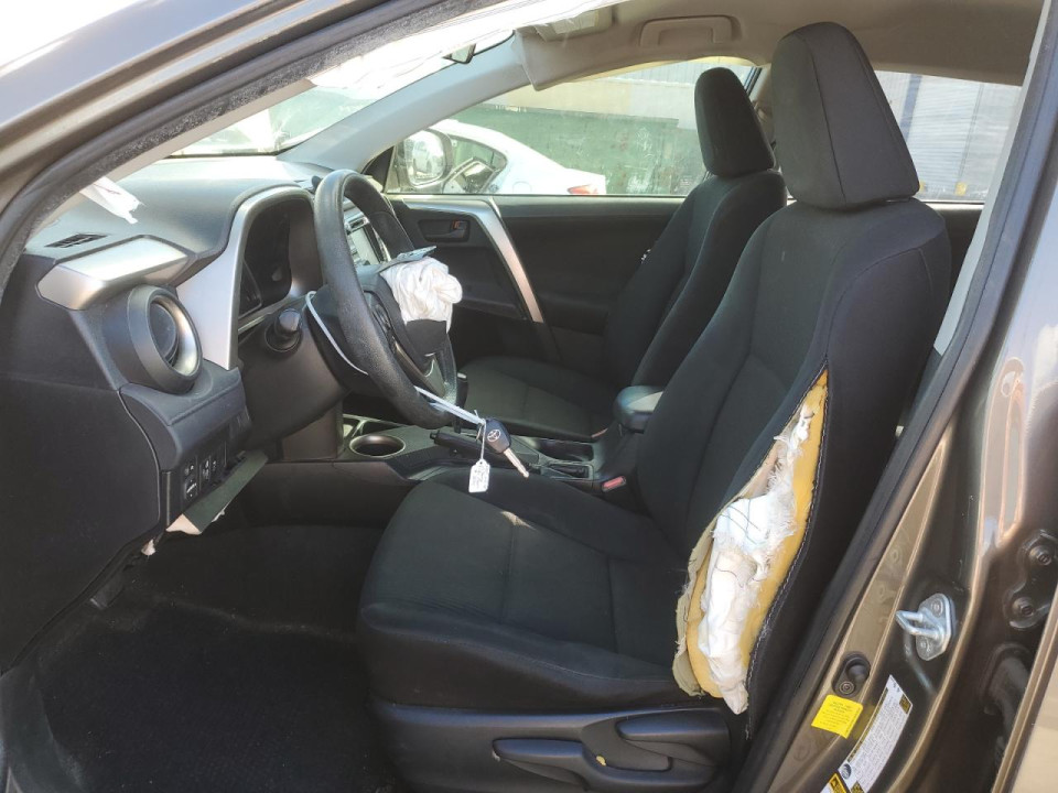 Toyota RAV4 2015 — Copart