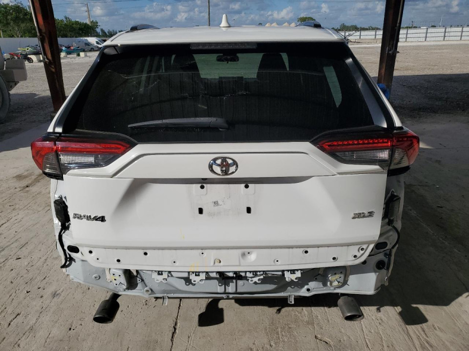 Toyota RAV4 2024 — Copart