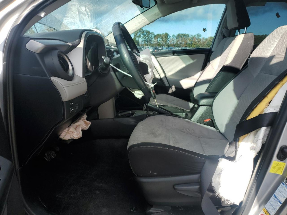 Toyota RAV4 2016 — Copart