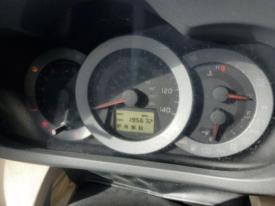 Toyota RAV4 2010 — Copart