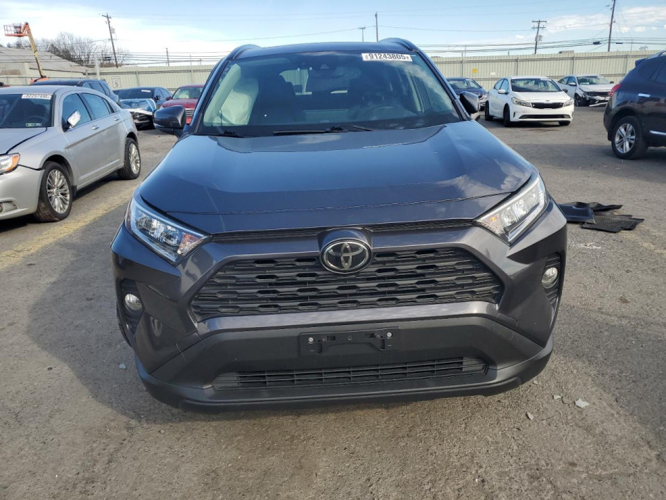 Toyota RAV4 2019 — Copart