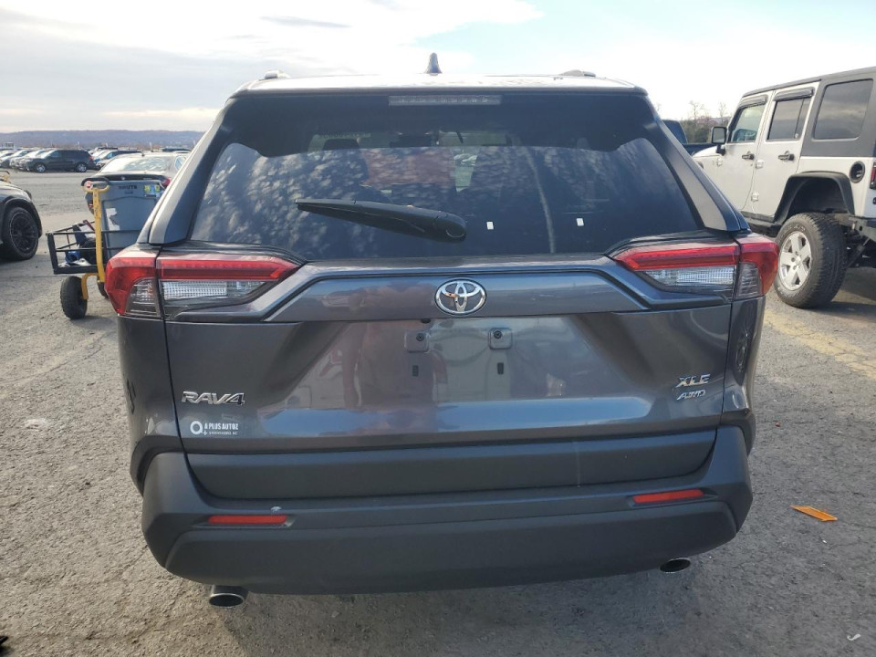Toyota RAV4 2019 — Copart