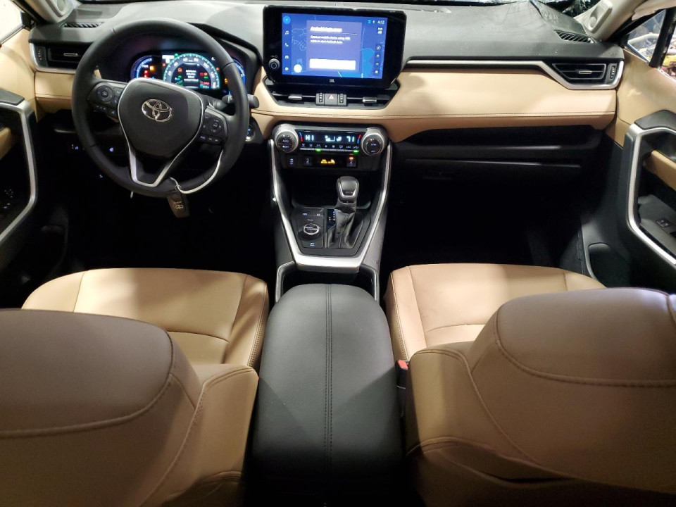 Toyota RAV4 2025 — Copart