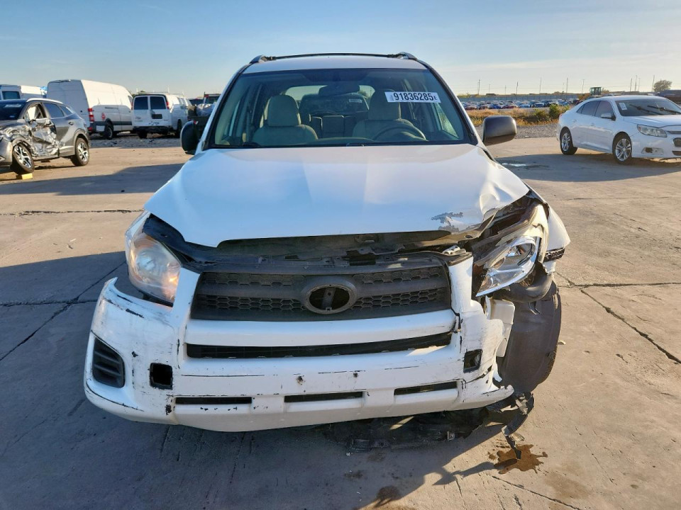 Toyota RAV4 2010 — Copart