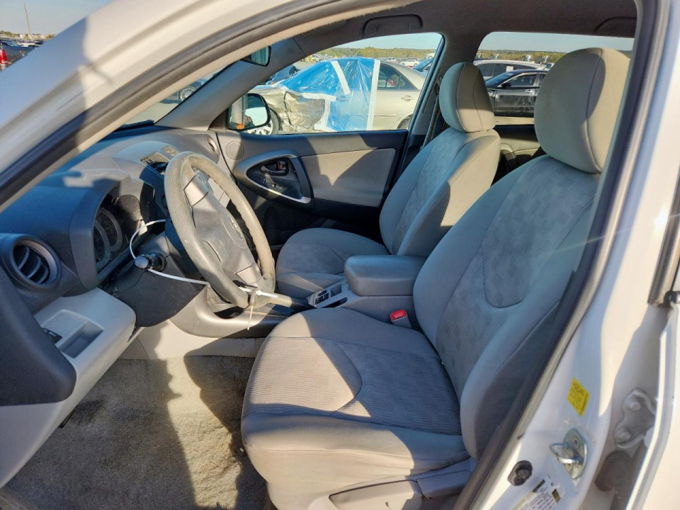 Toyota RAV4 2010 — Copart