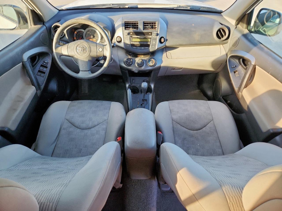 Toyota RAV4 2010 — Copart