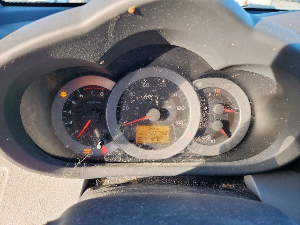 Toyota RAV4 2010 — Copart