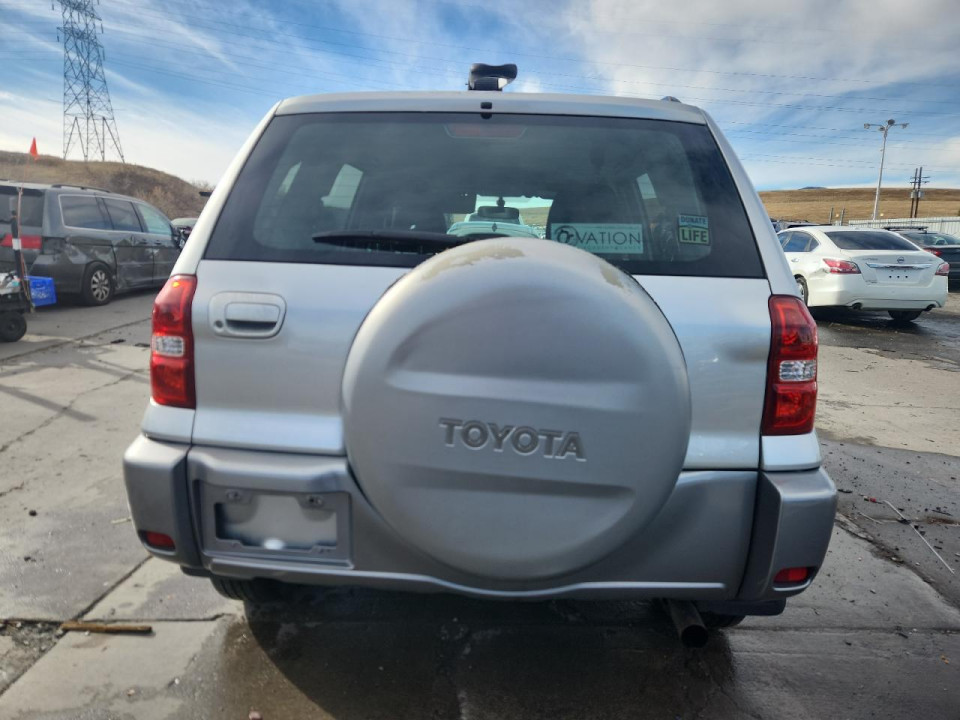 Toyota RAV4 2004 — Copart