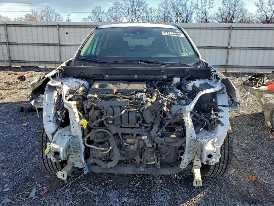 Toyota RAV4 2021 — Copart