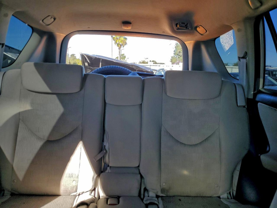 Toyota RAV4 2010 — Copart