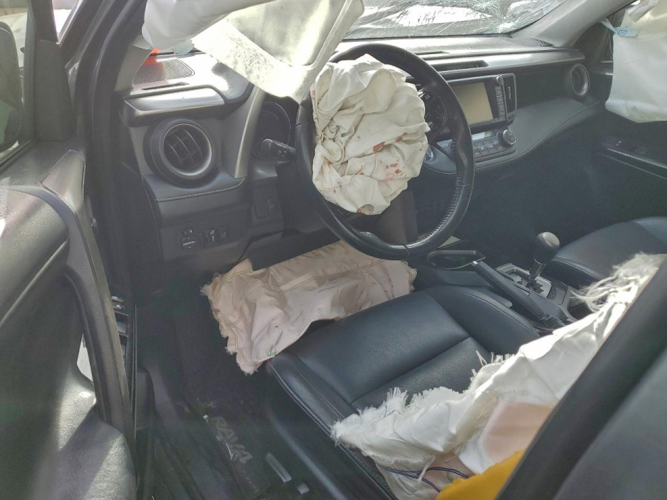 Toyota RAV4 2018 — Copart