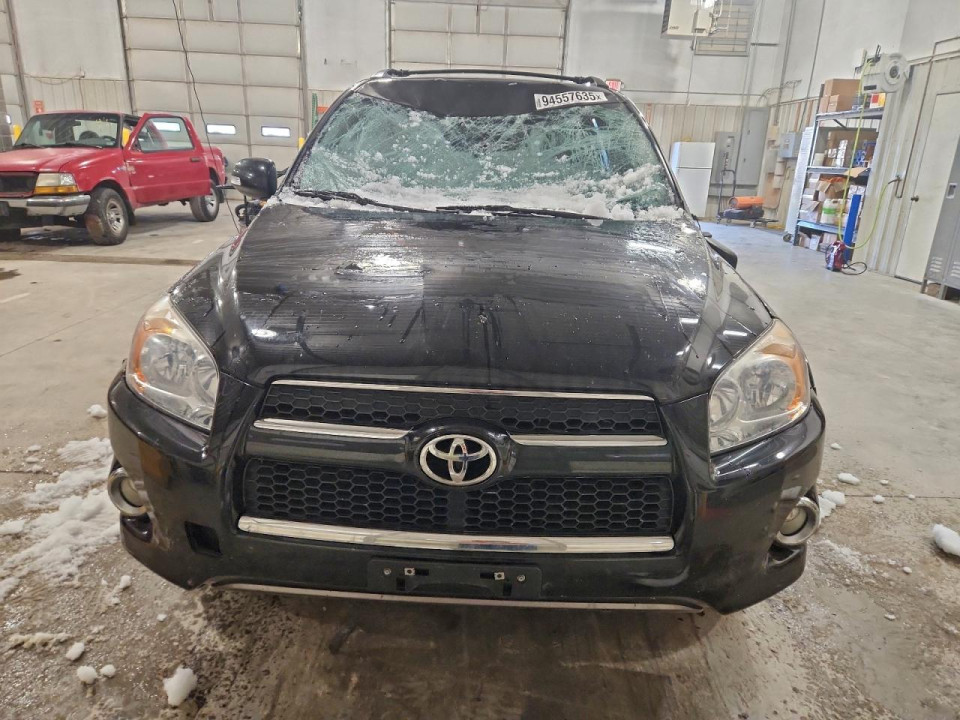 Toyota RAV4 2011 — Copart