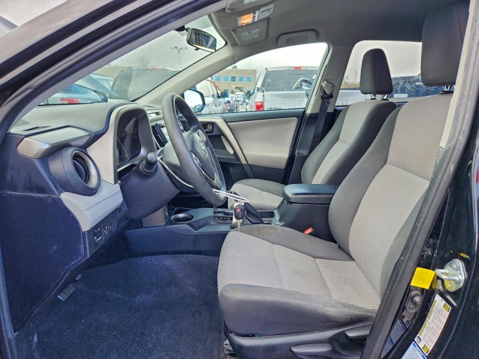 Toyota RAV4 2015 — Copart