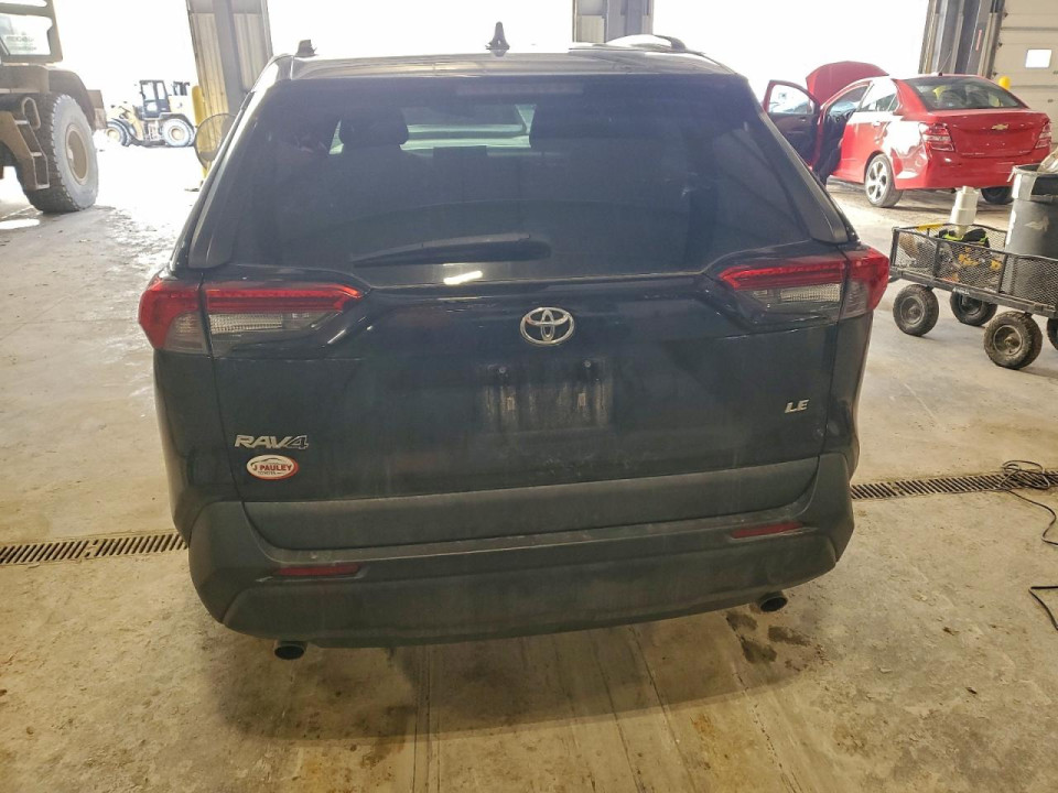 Toyota RAV4 2021 — Copart