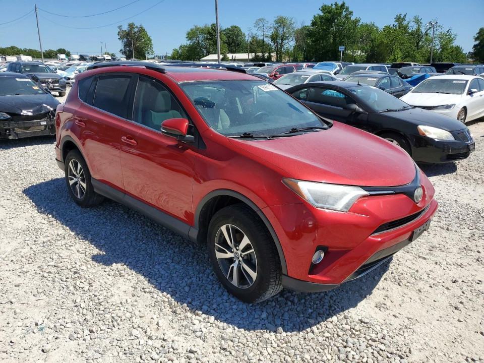 Toyota RAV4 2017 — Copart