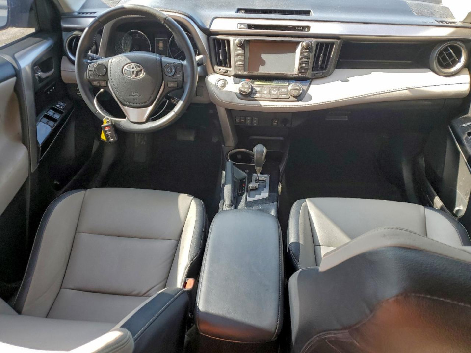 Toyota RAV4 2017 — Copart
