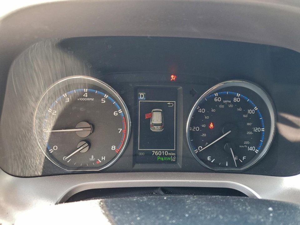 Toyota RAV4 2017 — Copart