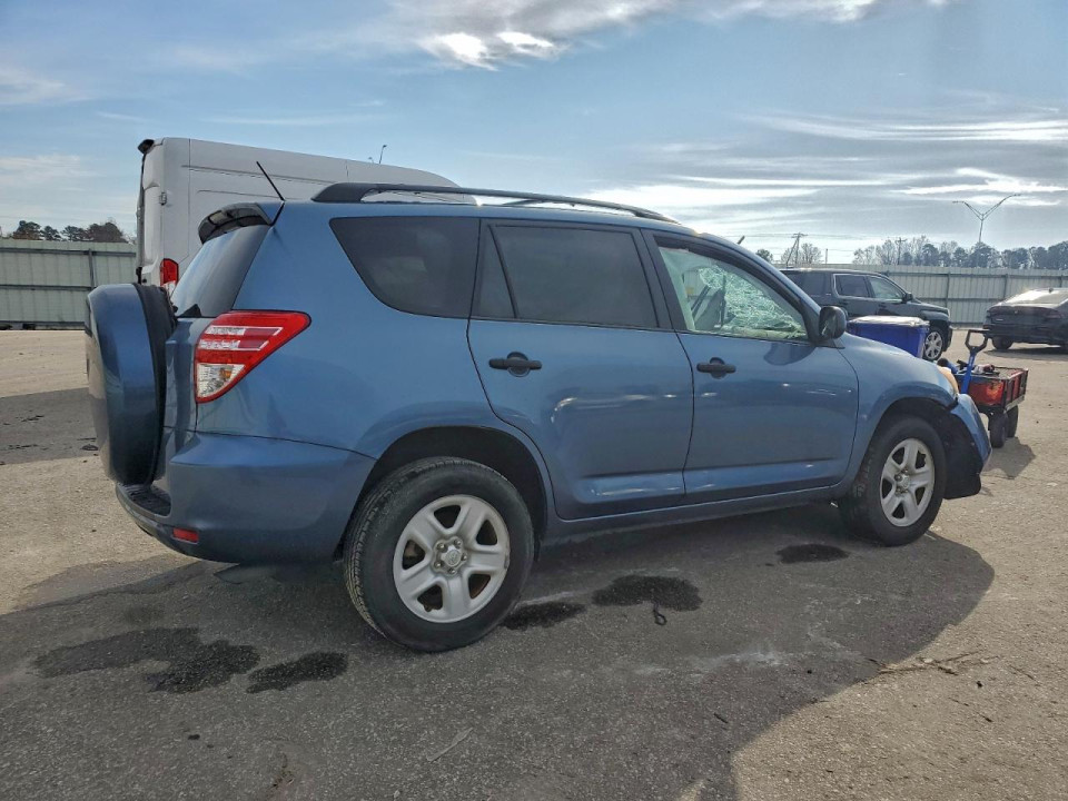 Toyota RAV4 2012 — Copart