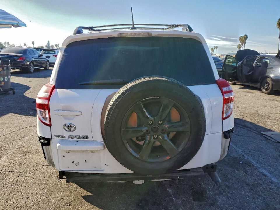 Toyota RAV4 2009 — Copart