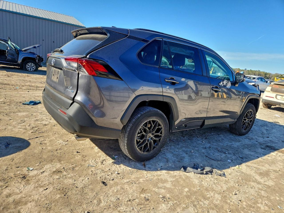 Toyota RAV4 2024 — Copart
