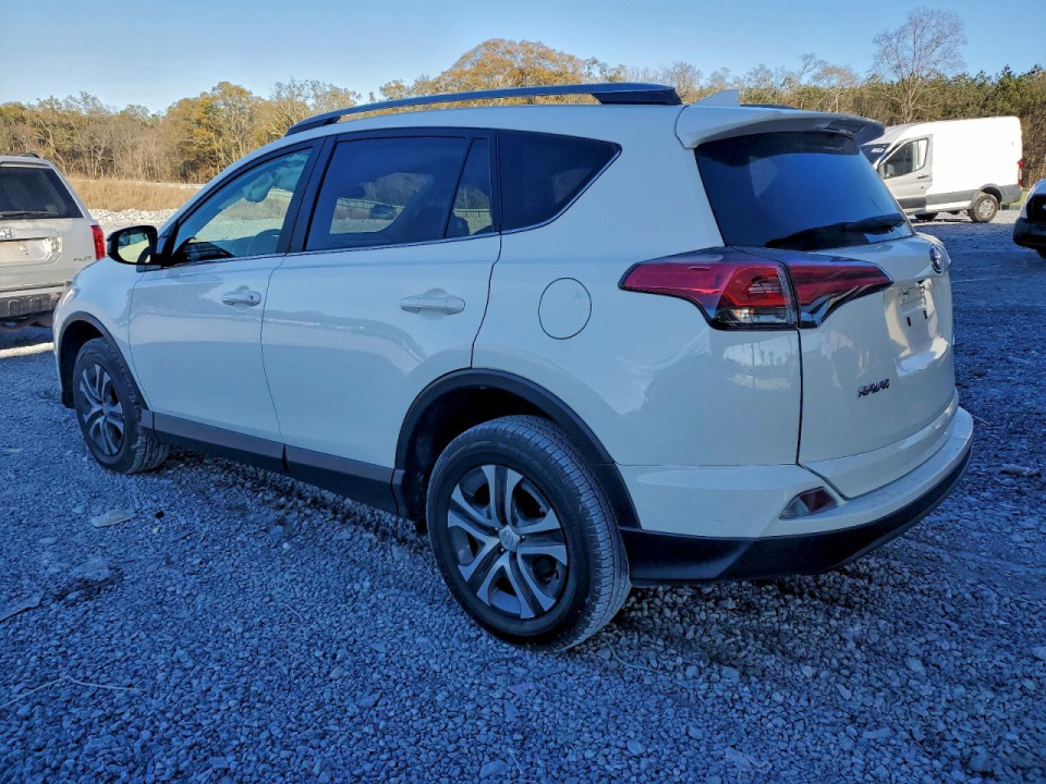 Toyota RAV4 2017 — Copart