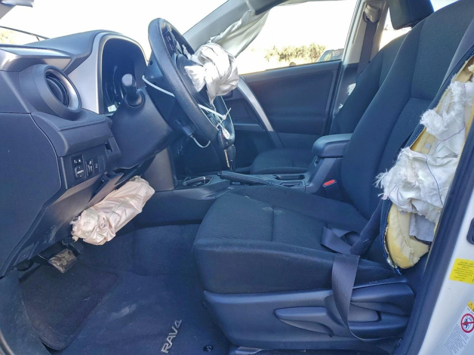 Toyota RAV4 2017 — Copart