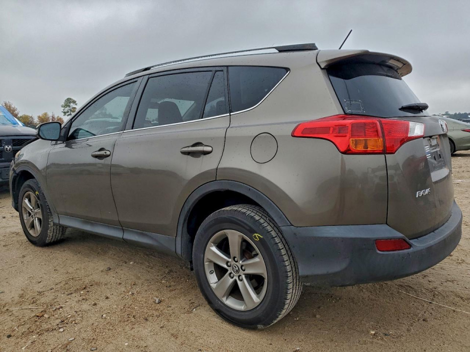 Toyota RAV4 2015 — Copart