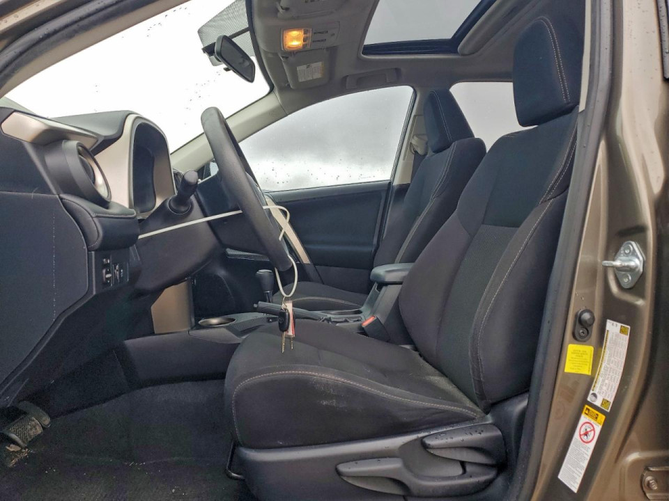 Toyota RAV4 2015 — Copart