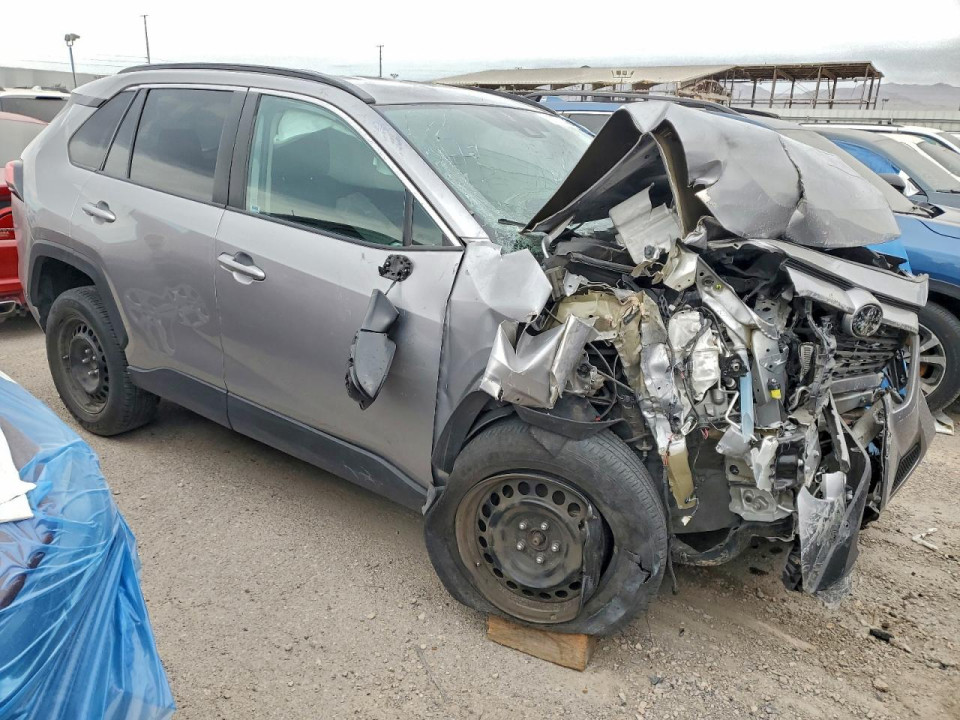 Toyota RAV4 2019 — Copart