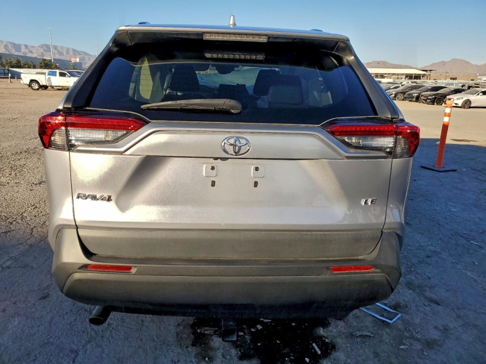 Toyota RAV4 2019 — Copart