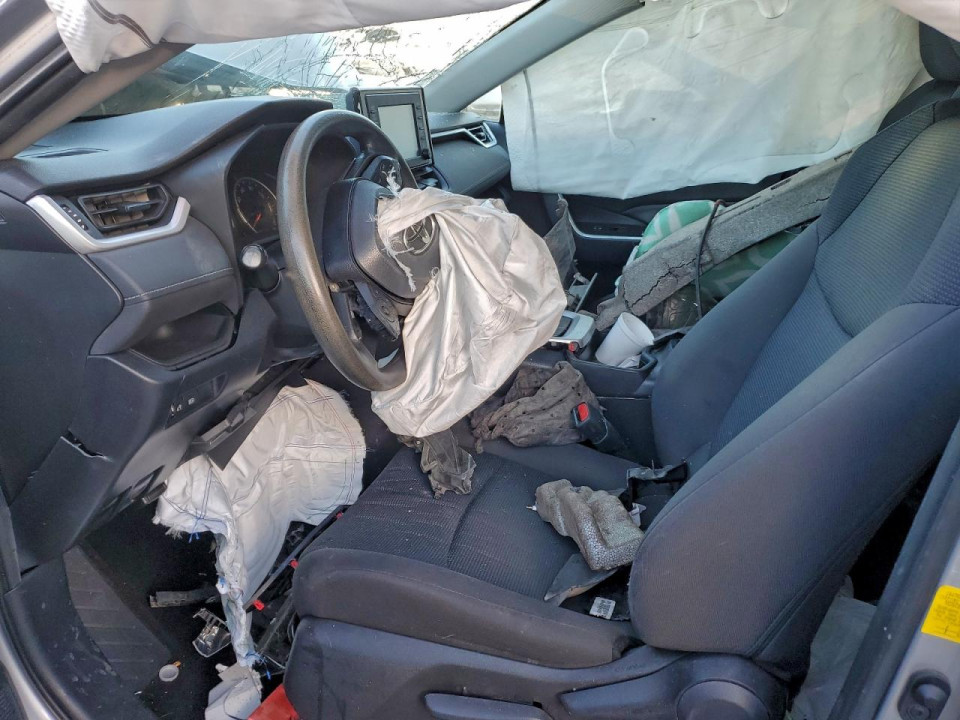 Toyota RAV4 2019 — Copart