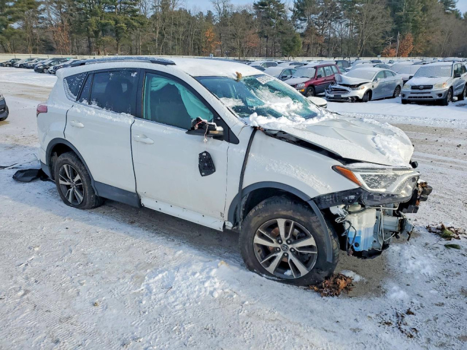Toyota RAV4 2018 — Copart