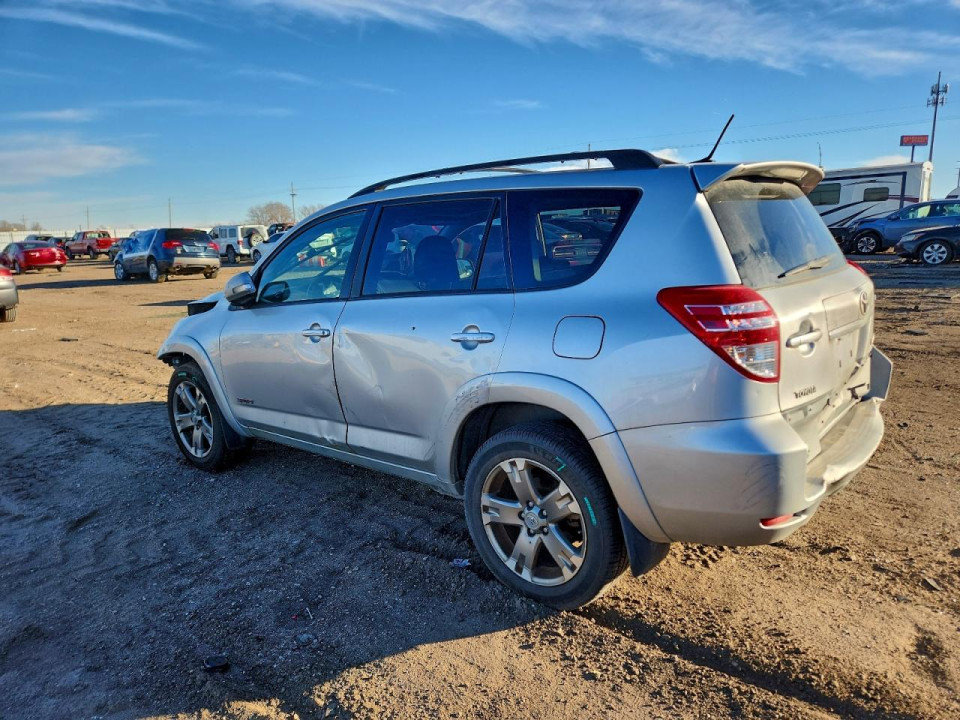 Toyota RAV4 2010 — Copart