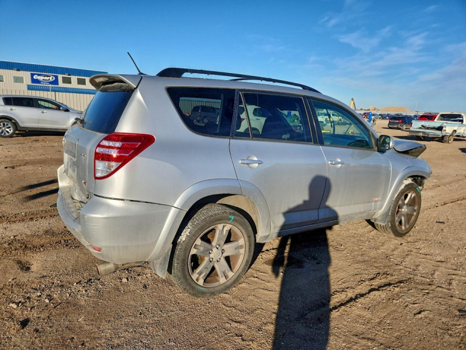 Toyota RAV4 2010 — Copart