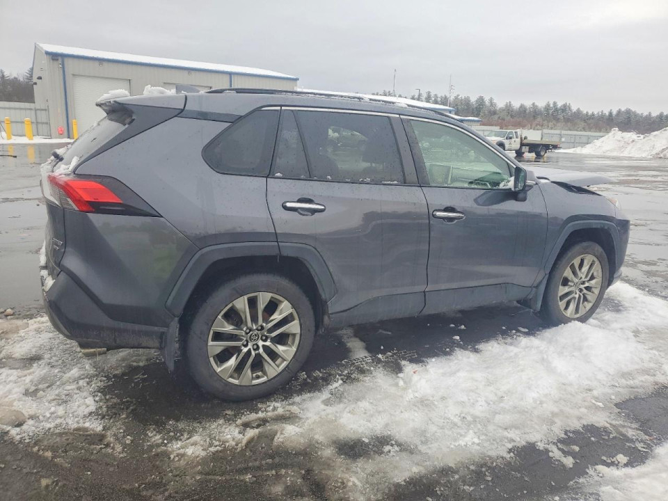 Toyota RAV4 2019 — Copart