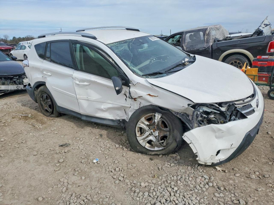 Toyota RAV4 2015 — Copart