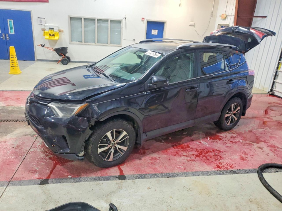 Toyota RAV4 2016 — Copart