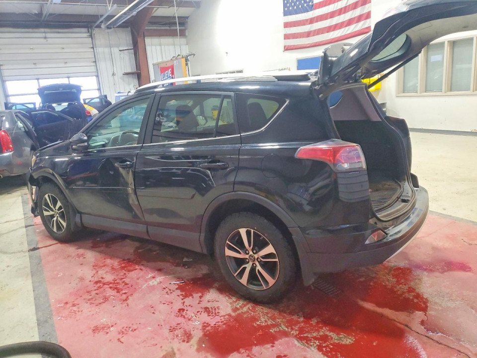 Toyota RAV4 2016 — Copart