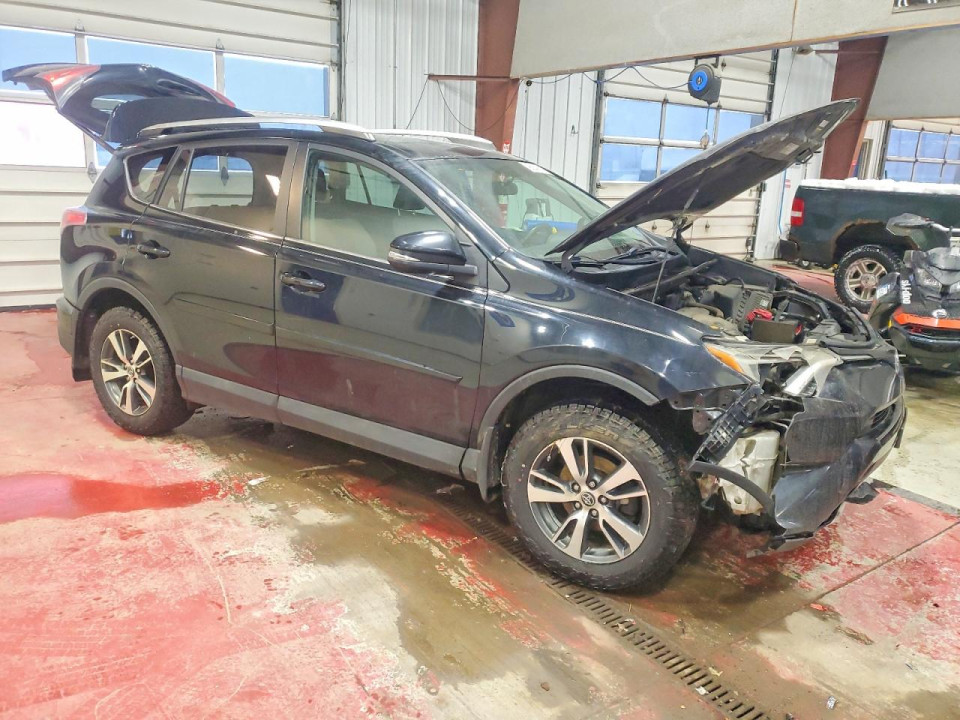 Toyota RAV4 2016 — Copart