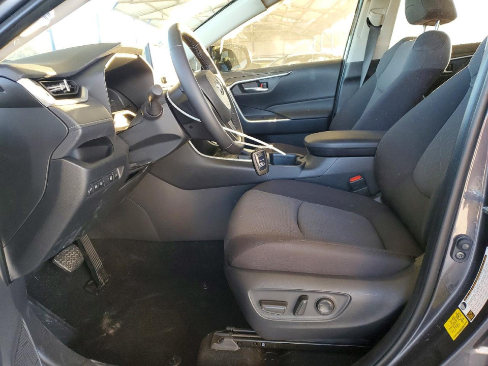 Toyota RAV4 2025 — Copart