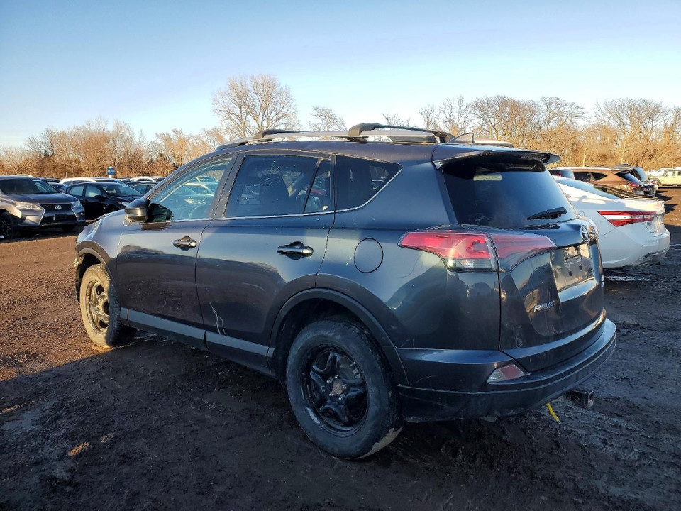 Toyota RAV4 2016 — Copart