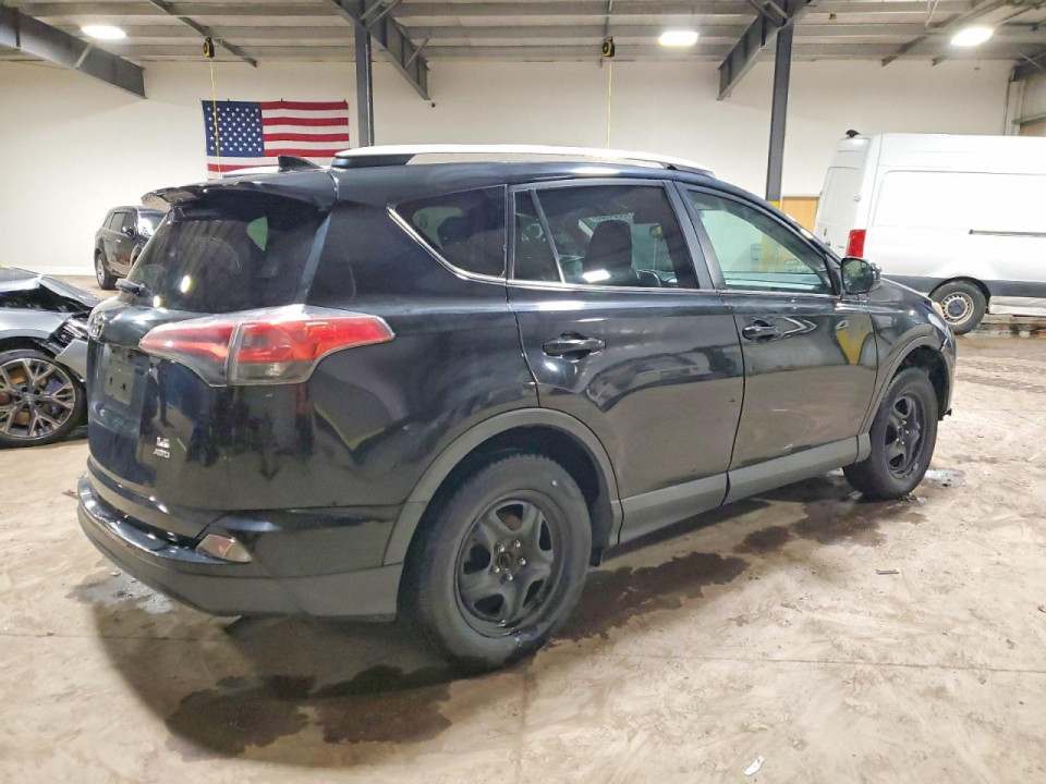 Toyota RAV4 2016 — Copart