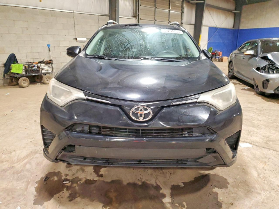 Toyota RAV4 2016 — Copart