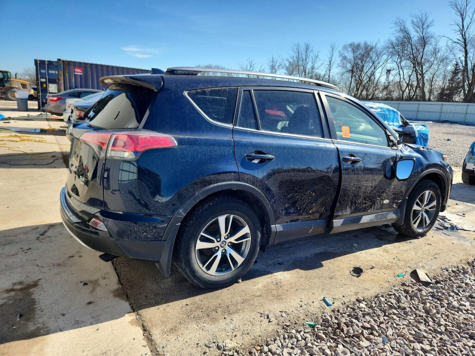 Toyota RAV4 2018 — Copart