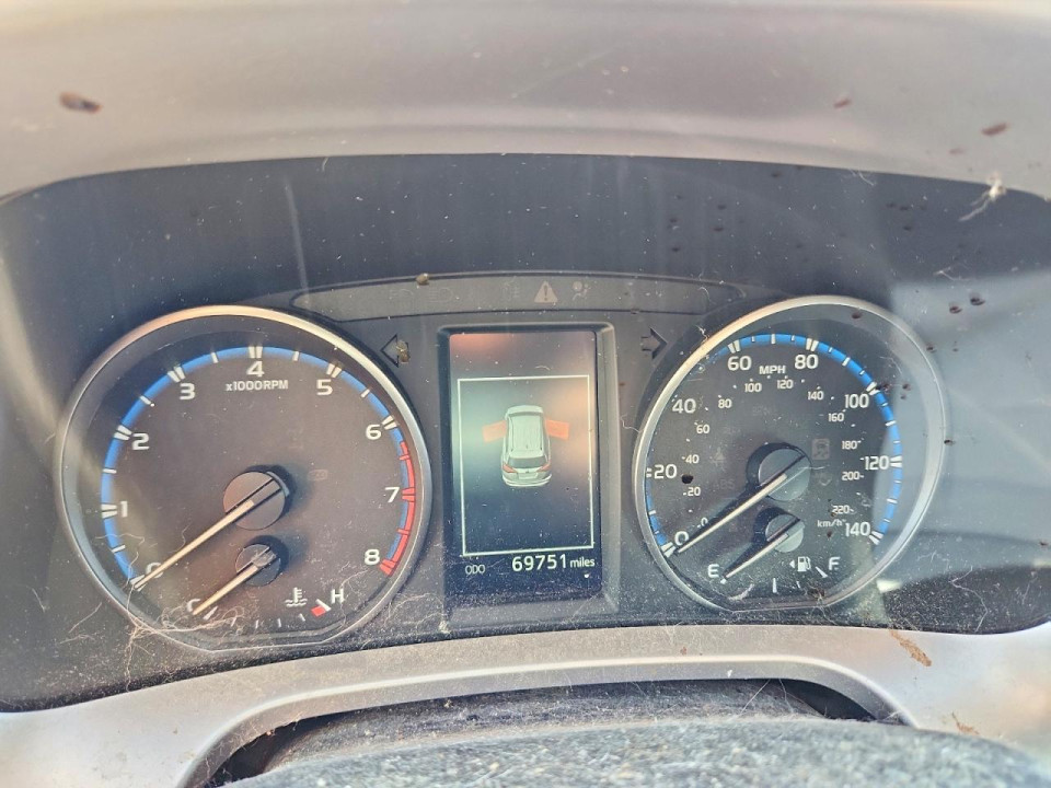 Toyota RAV4 2018 — Copart