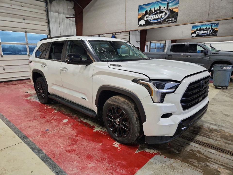 Toyota SEQUOIA 2024 — Copart