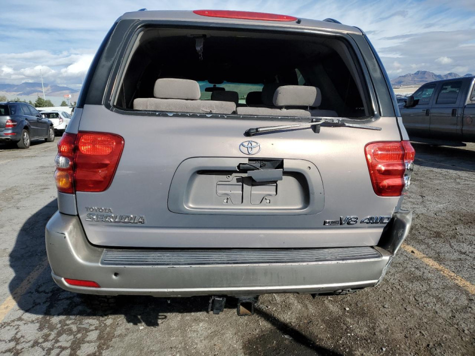 Toyota SEQUOIA 2002 — Copart