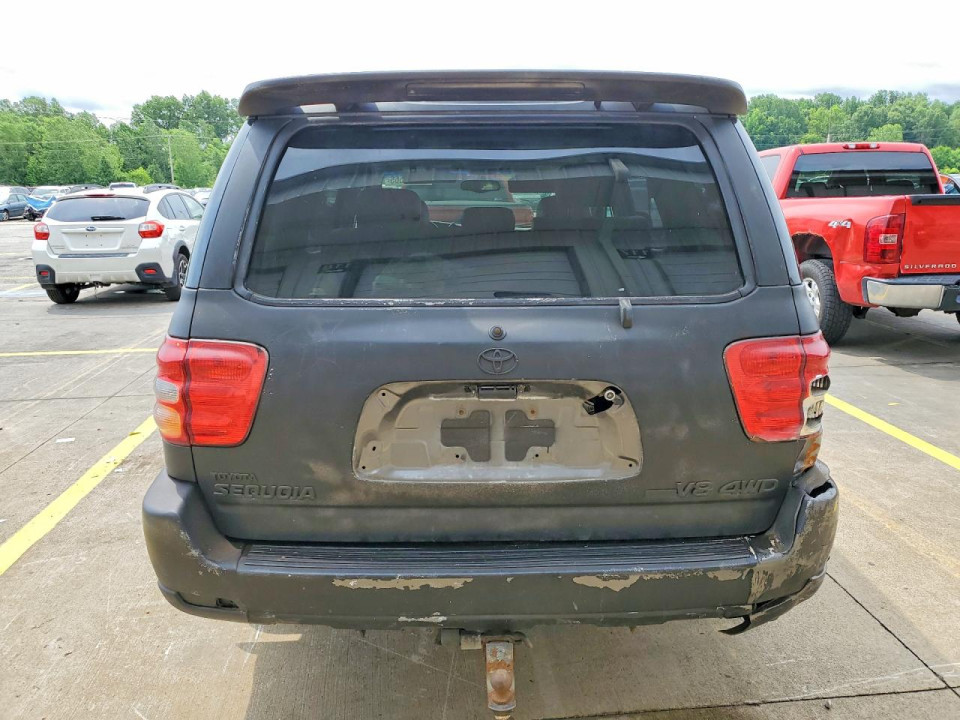 Toyota SEQUOIA 2004 — Copart