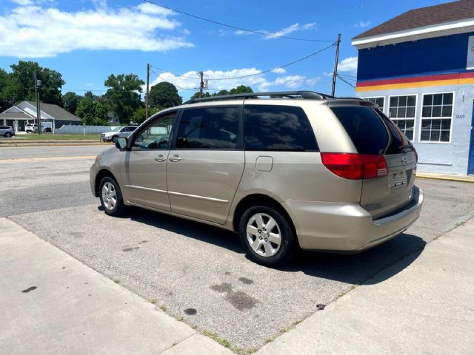 Toyota SIENNA CE 2004 — Copart