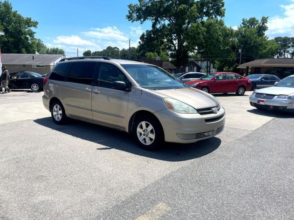 Toyota SIENNA CE 2004 — Copart